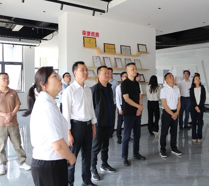 广西发改委林泽楠副主任一行调研鲁晨新材